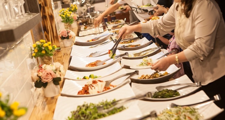 Key Factors to Consider When Choosing Professional Catering Services